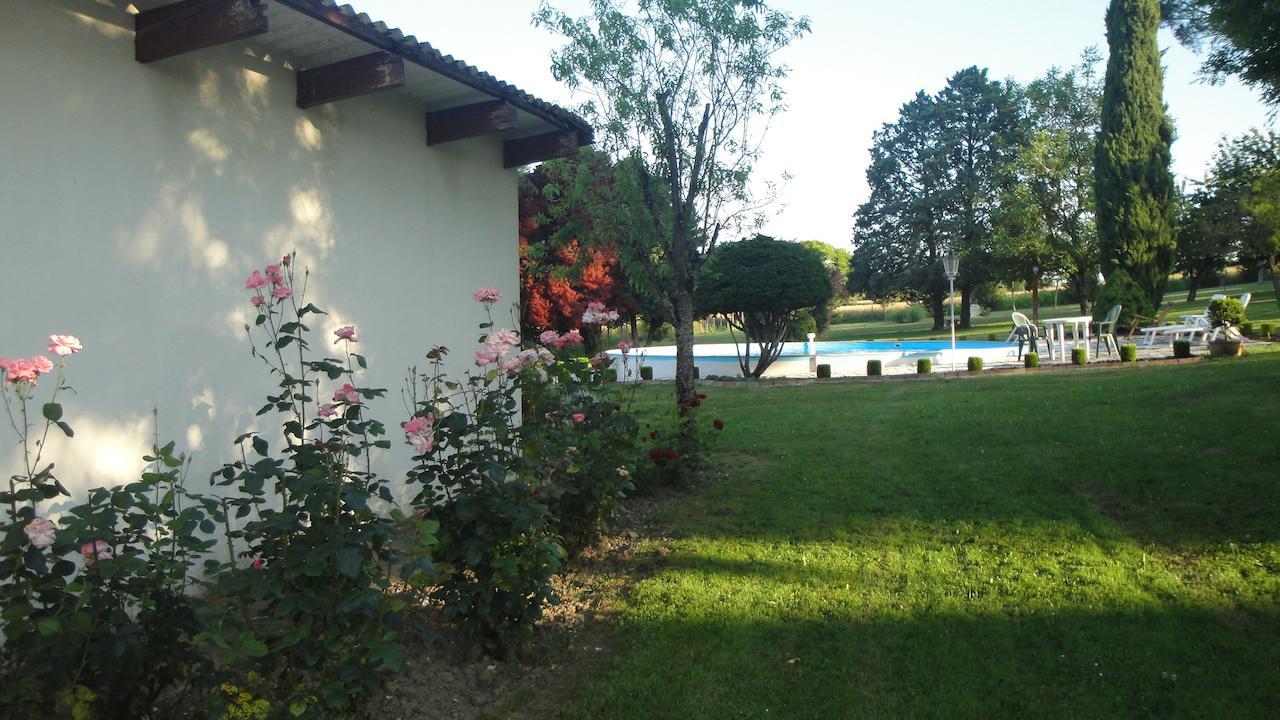 Domaine De Poudos Bed & Breakfast Auterive  ภายนอก รูปภาพ